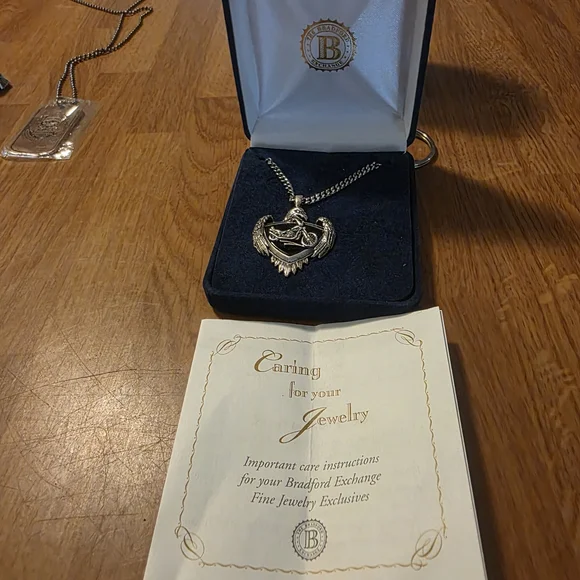 Bradford Exchange “Live to Ride” All-Silver Eagle Motorcycle Pendant Necklace | - Picture 5 of 10